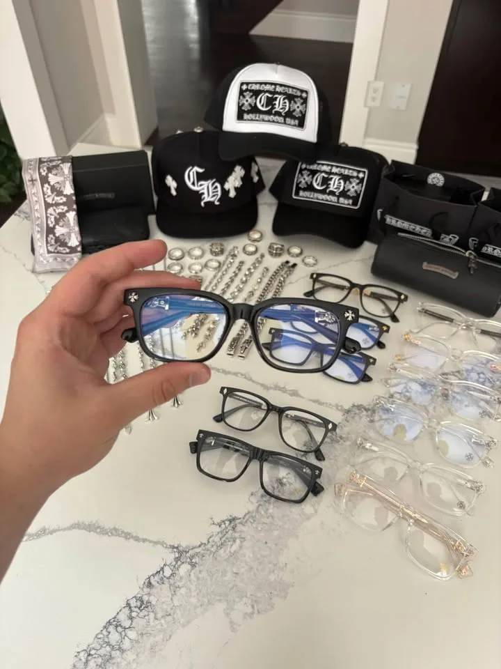 Chrome Hearts Accesories (Glasses, Hats, Jewelry) image indicator(5)