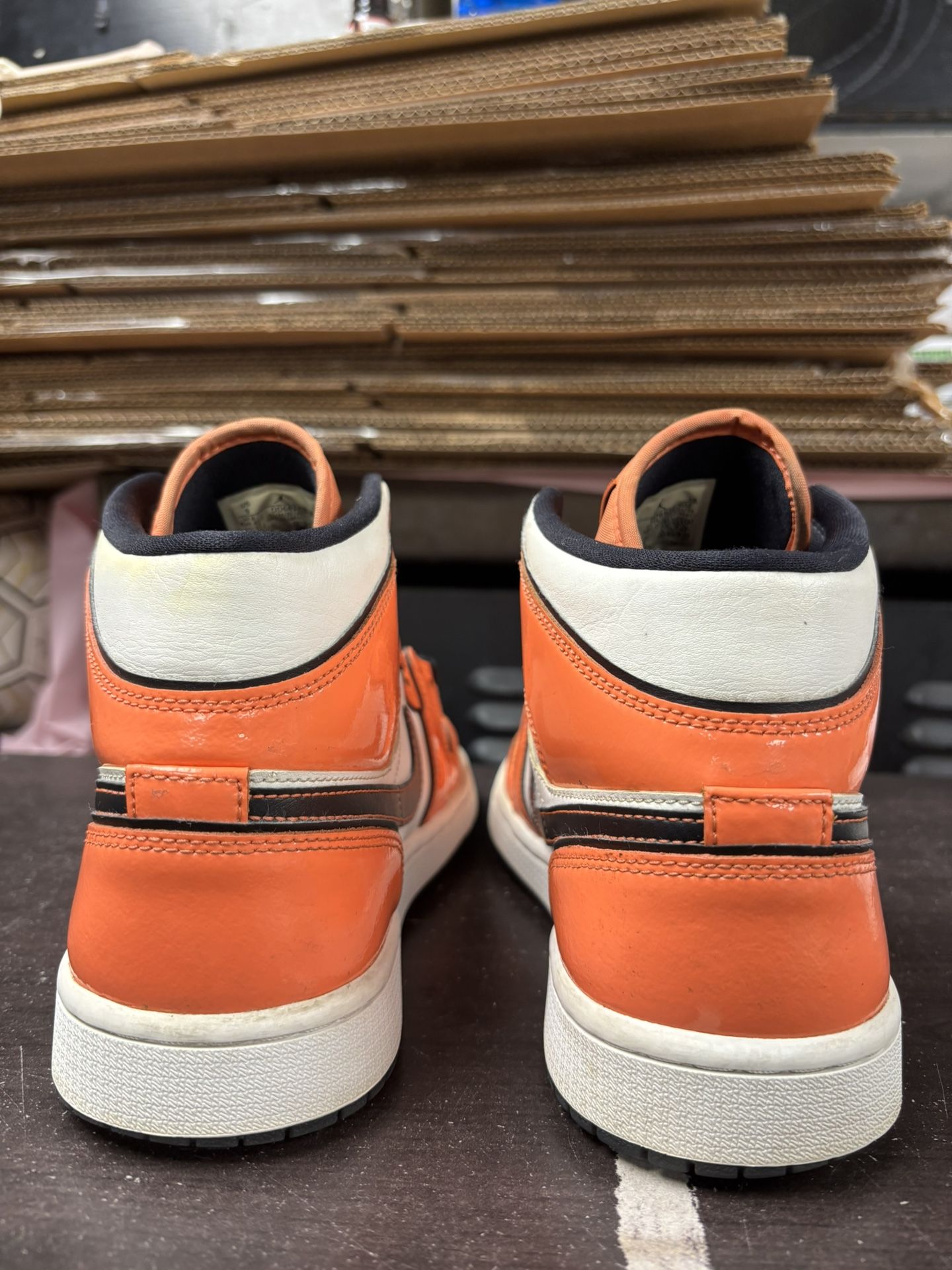 Air Jordan 1 Mid Turf Orange - photo 3