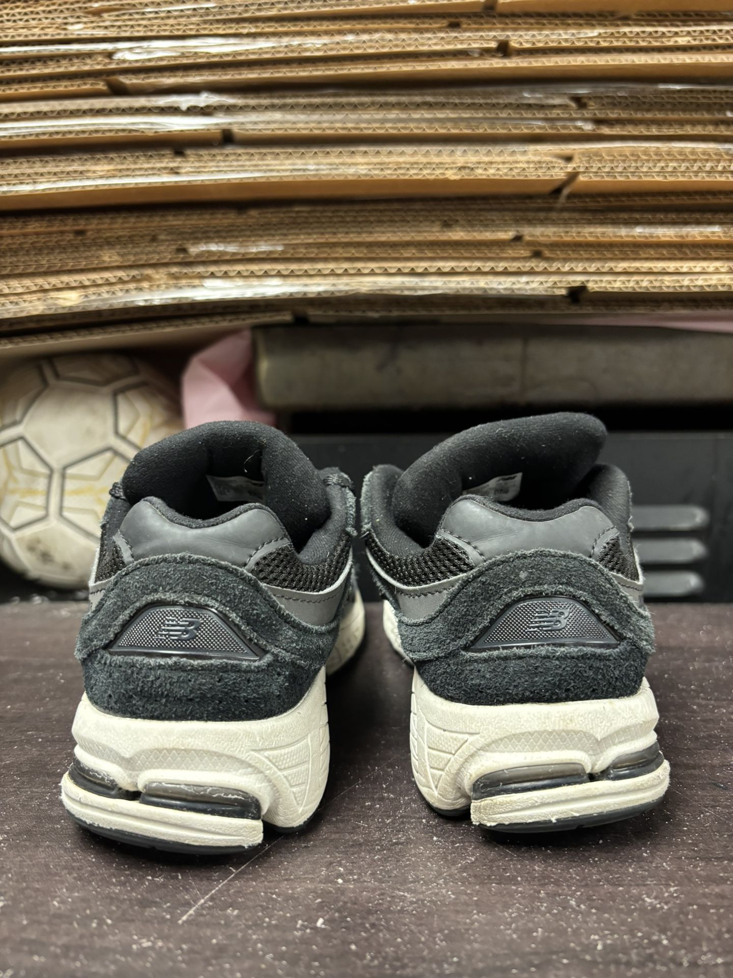 New Balance 2002r Black GS - photo 4