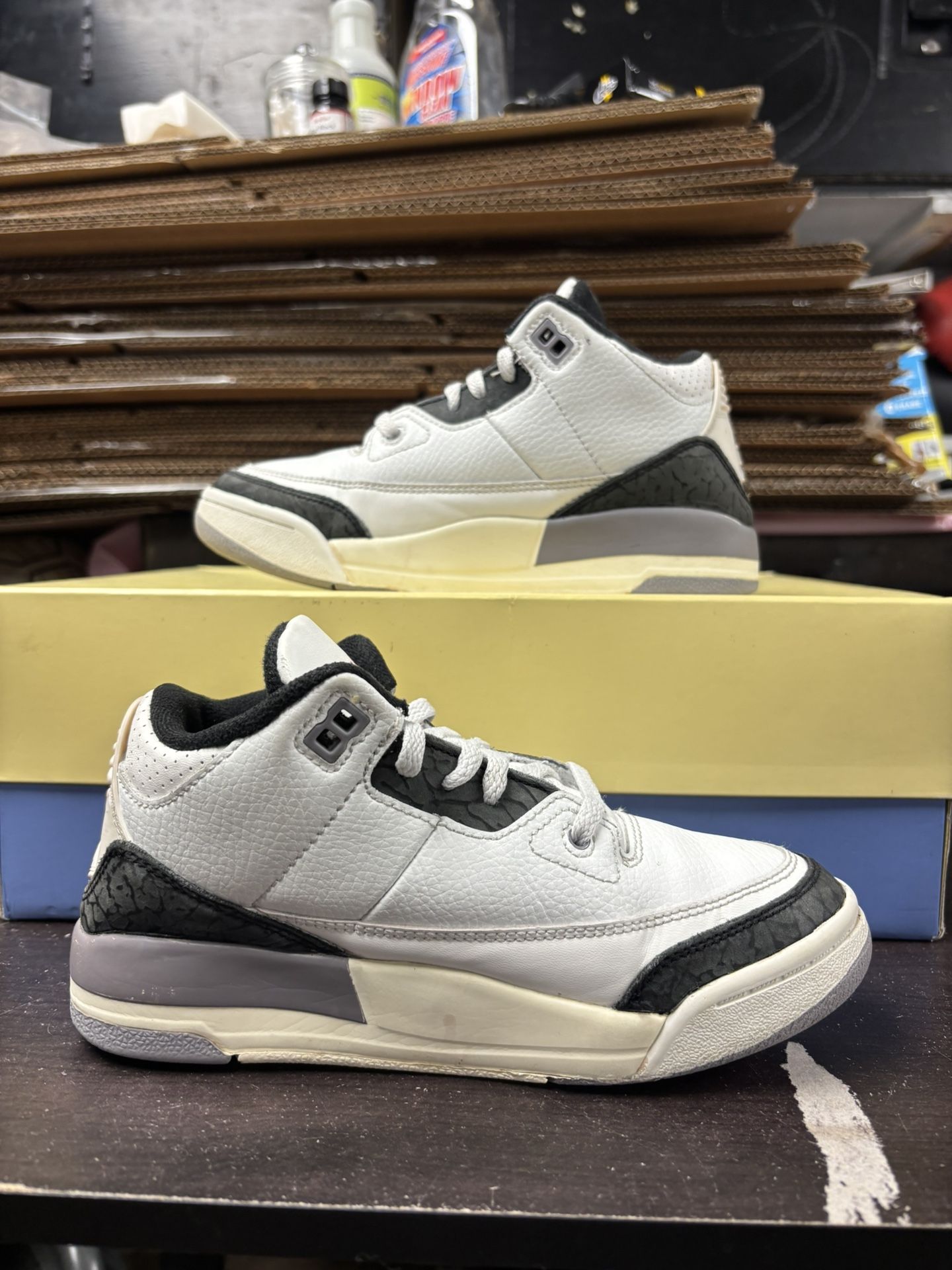 Air Jordan 3 Grey Cement GS - photo 5