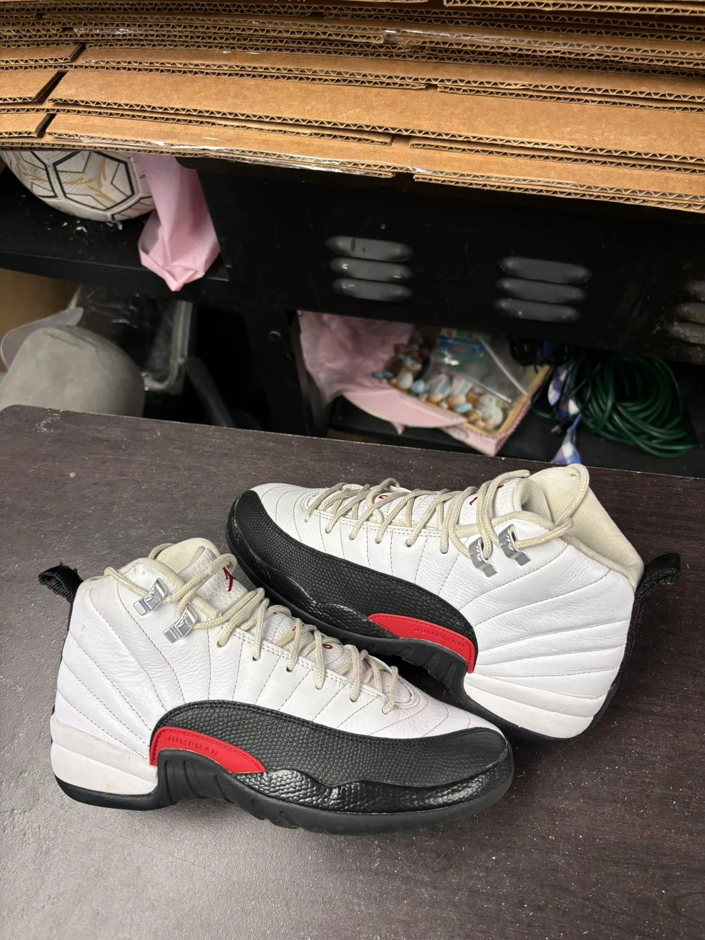 Air Jordan 12 Taxi Flip GS thumbnail