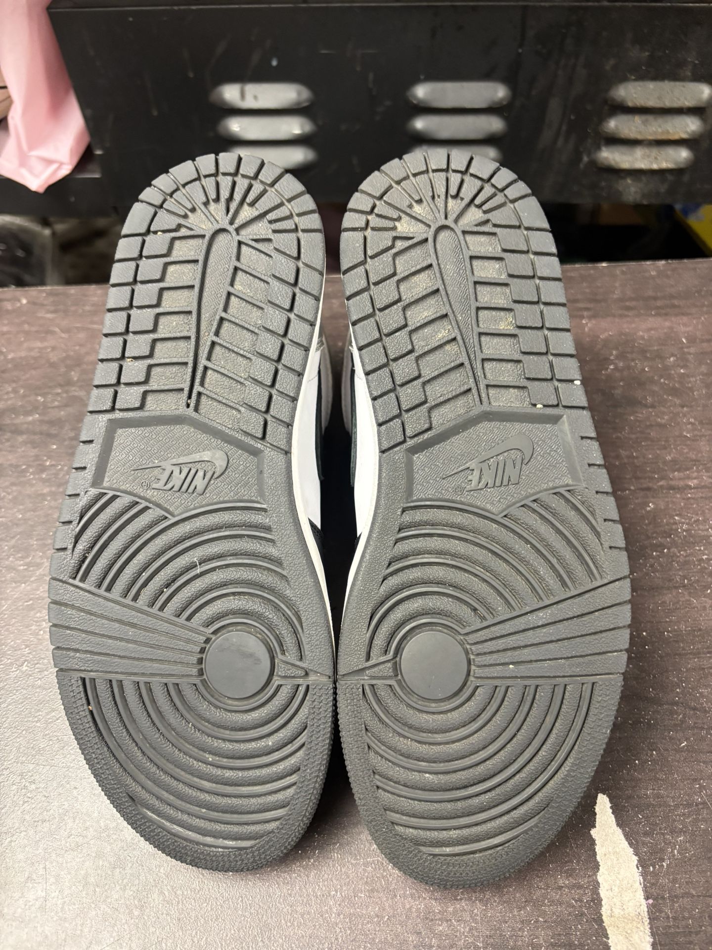 Air Jordan 1 High Sliver Toe - photo 3