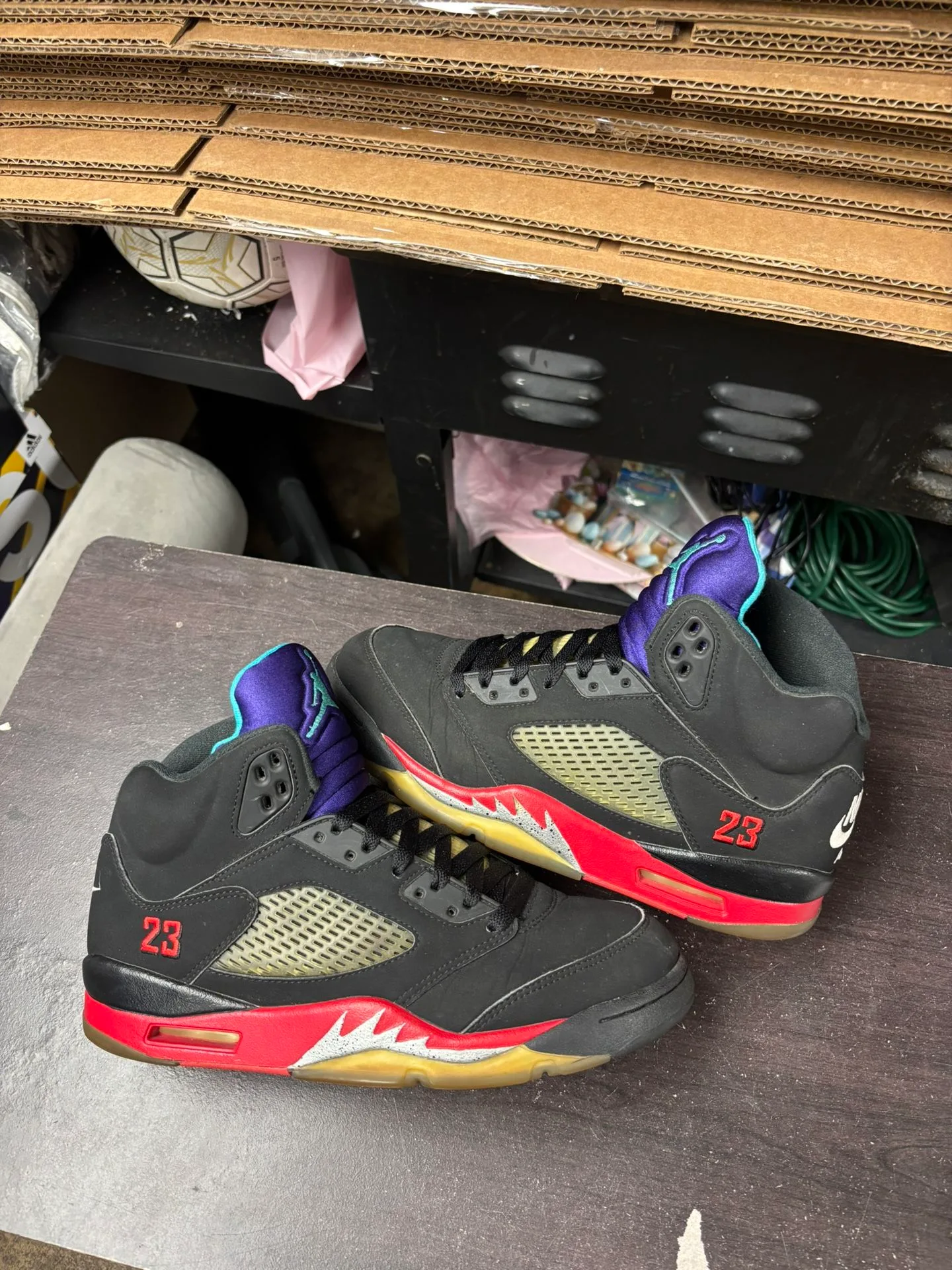 Air Jordan 5 Top 3 thumbnail