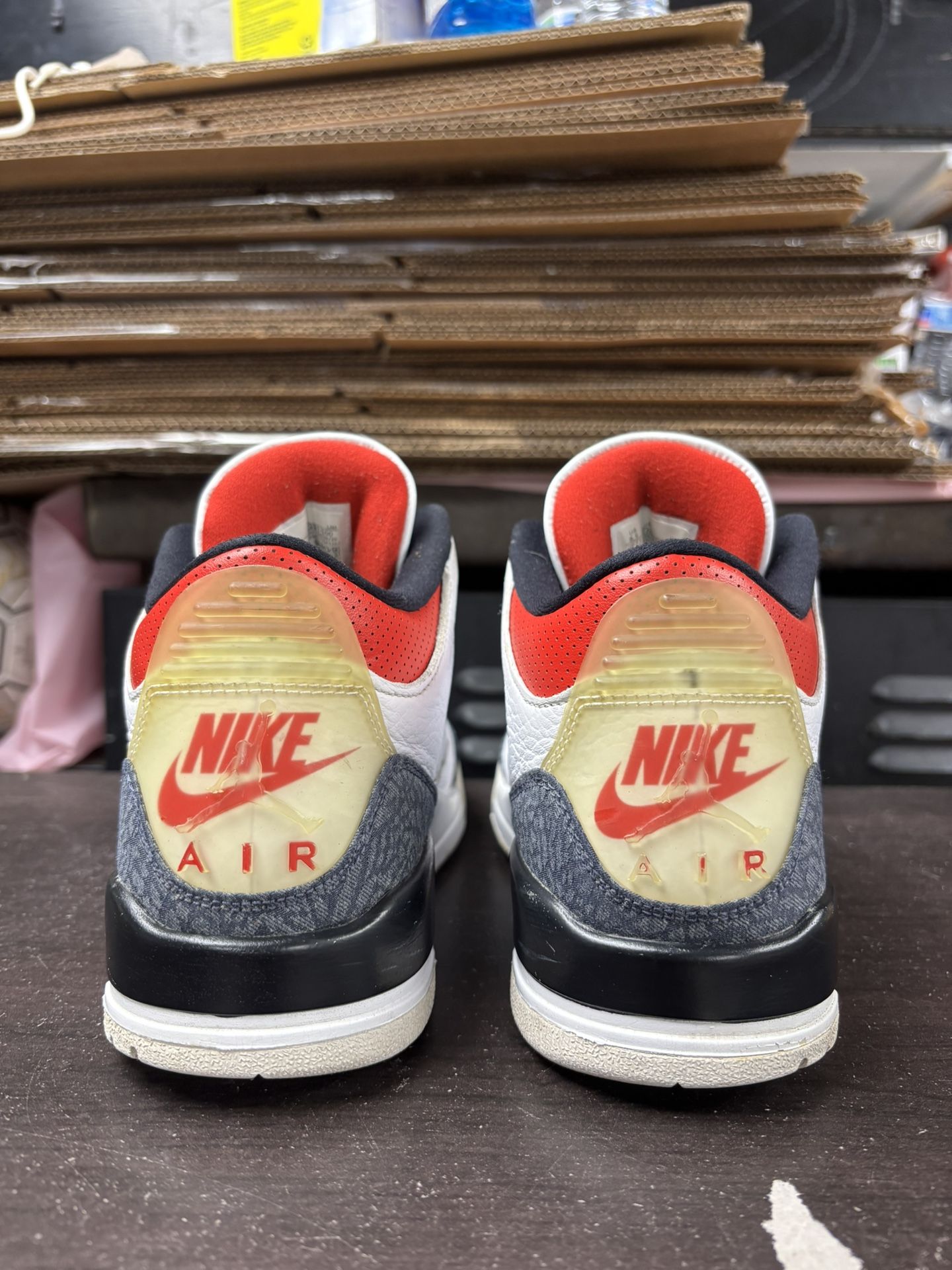 Air Jordan 3 SE Red Fire Denim 2020 - photo 4