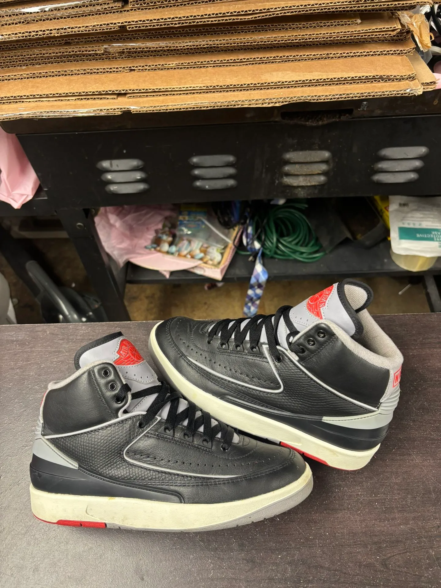 Air Jordan 2 Black Cement Gs thumbnail