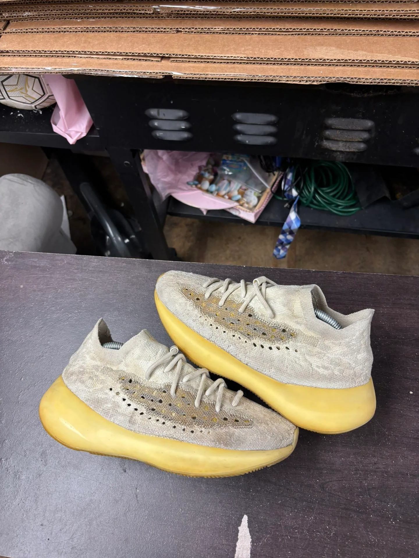 Adidas Yeezy Boost 380 Calcite Glow thumbnail
