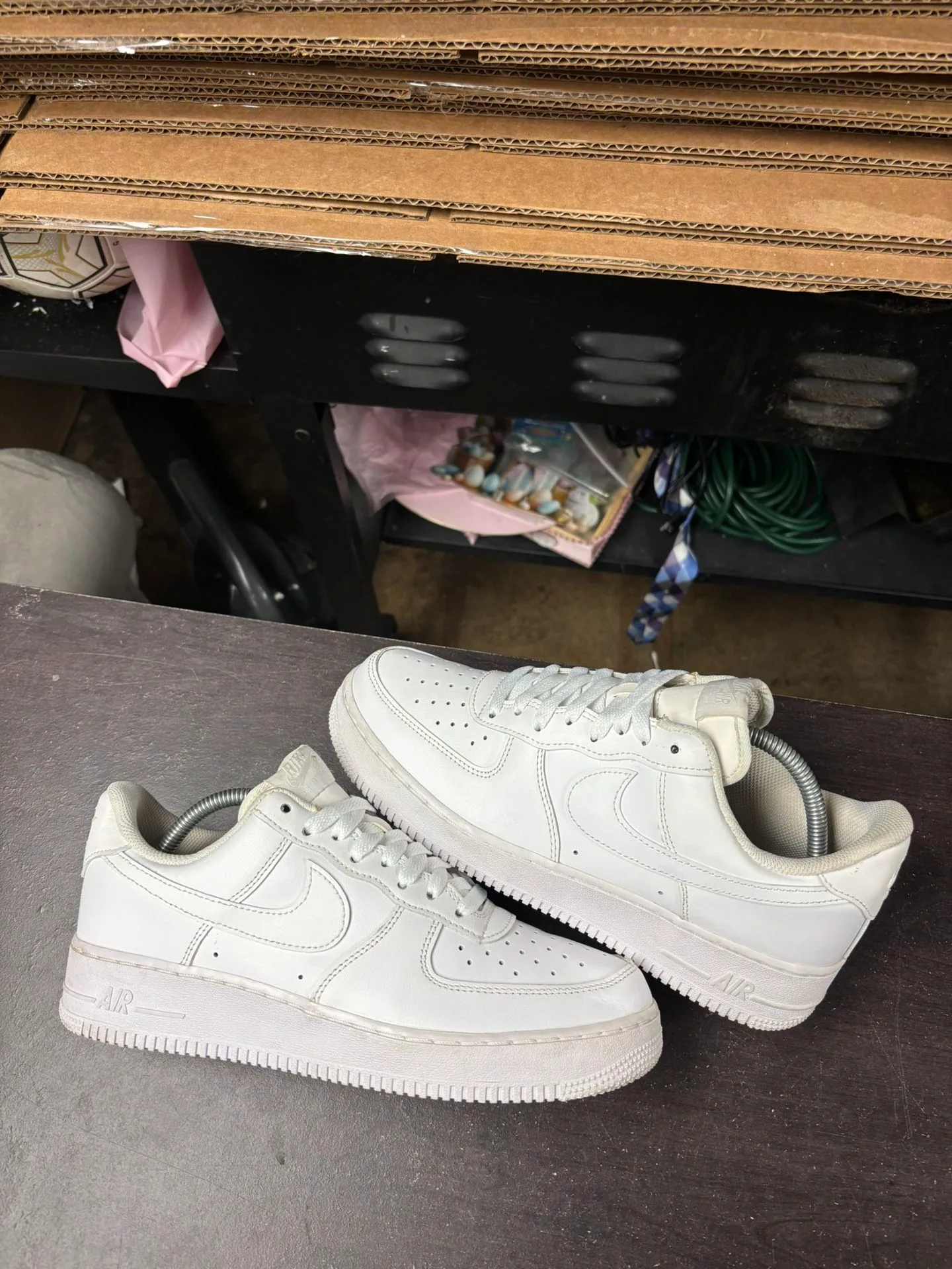 Air Force 1 Low Triple White thumbnail