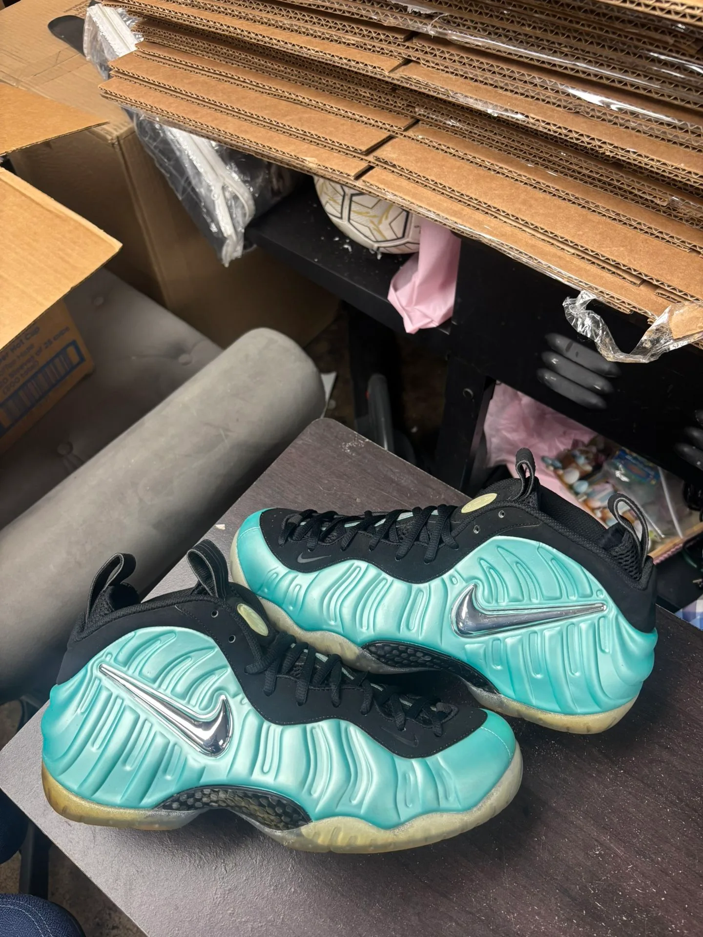 Air Nike Foamposite Pro Island Green thumbnail