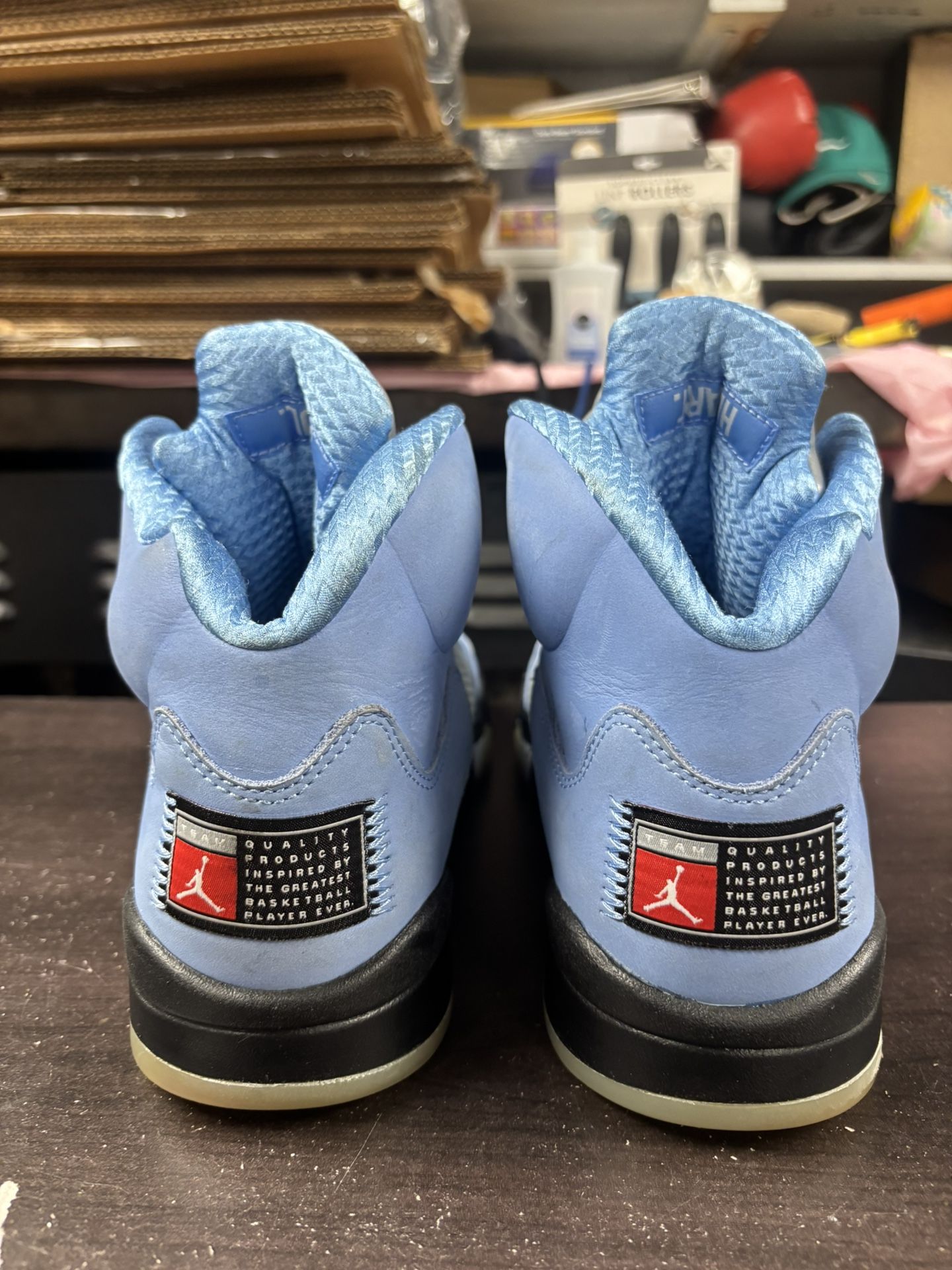 Air Jordan 5 UNC - photo 4