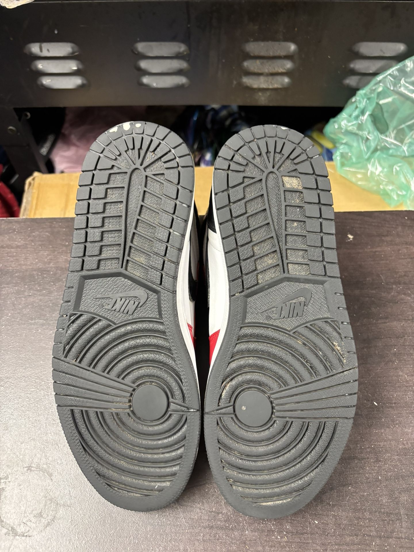 Air Jordan 1 High Satin Snake Chicago - photo 4