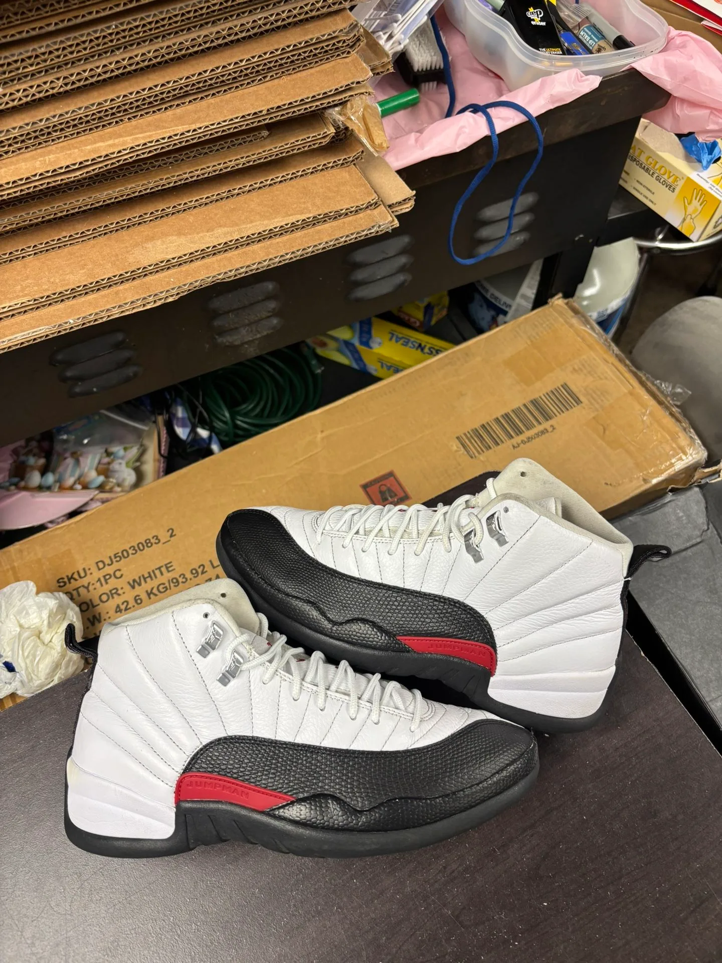 Air Jordan 12 Taxi Flip thumbnail