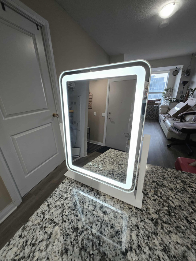 LED Vanity Mirror - photo 2