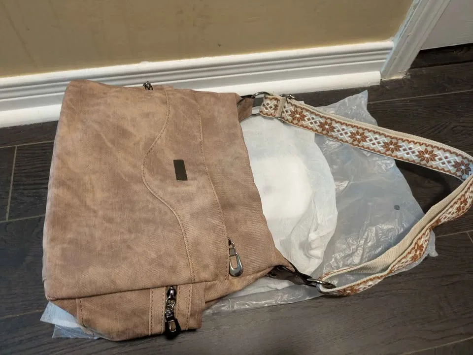 Brand new large capacity vintage bohemian women hand bag image indicator(8)