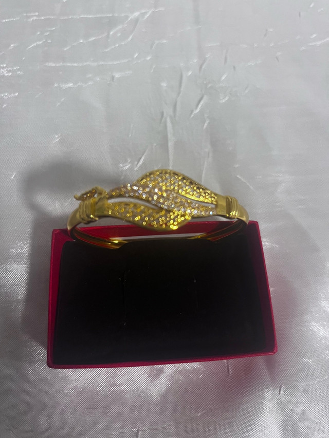 Dazzling 14k Gold Plated Bangle - photo 2