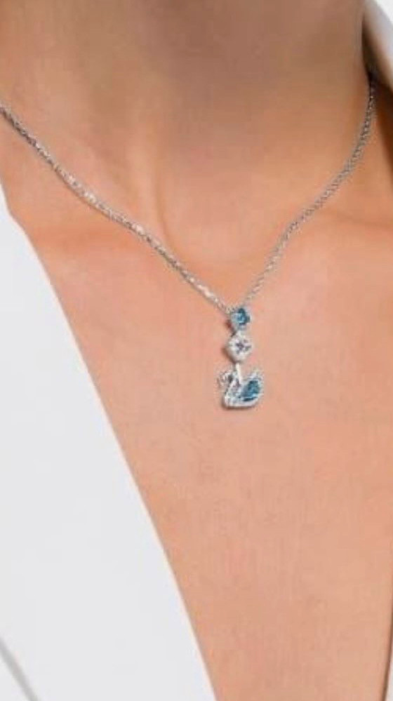Swarovski Swan Necklace - photo 3