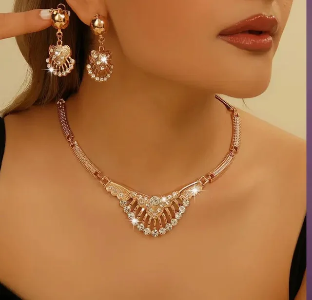 Jewellery Set thumbnail
