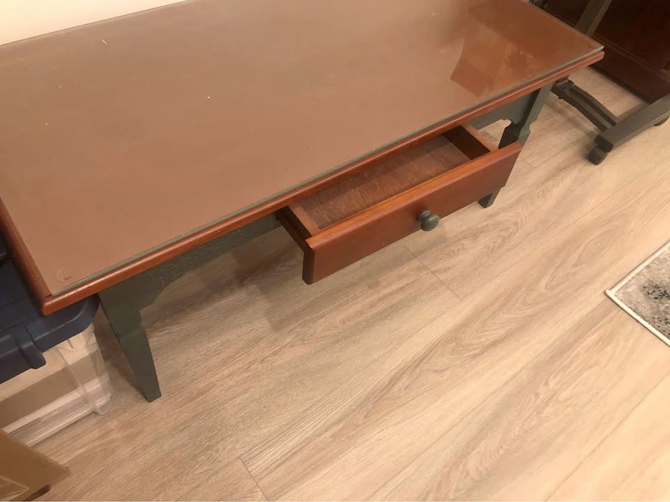 Coffee Table-Excellent