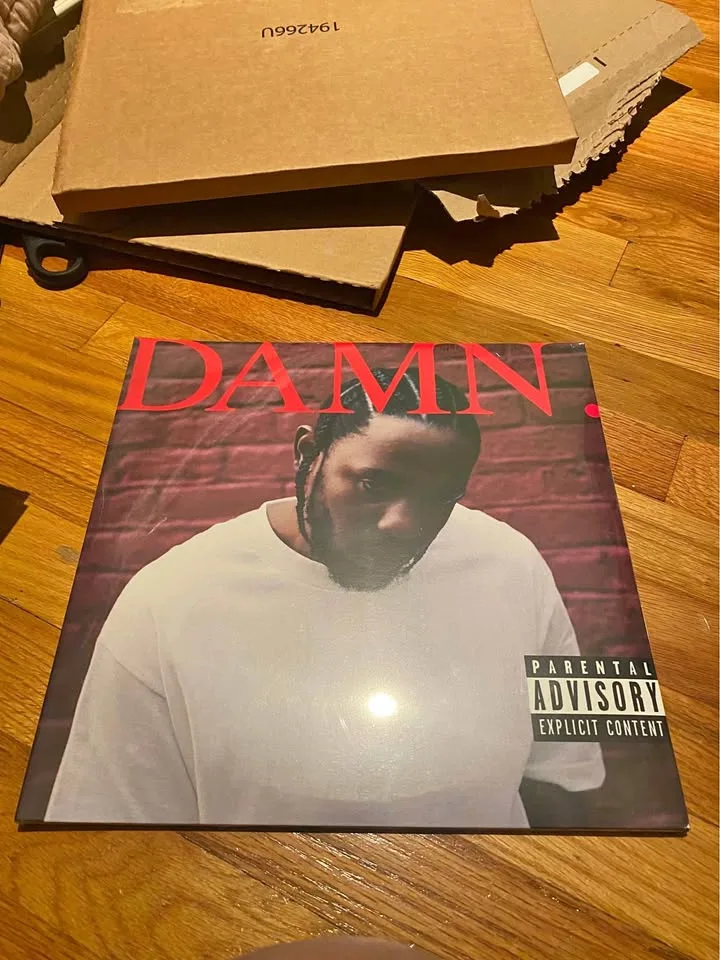 NEW Kendrick Lamar DAMN Vinyl Record (2LP BLACK) thumbnail