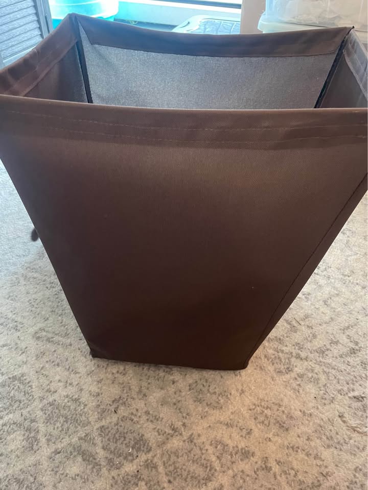 Brown Laundry Hamper - photo 2