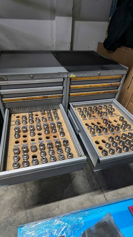 collets, 194 pcs, Hardinge in Tool cabinet image indicator(2)