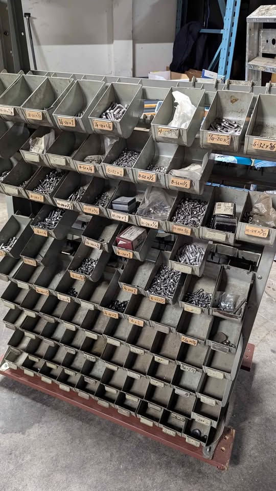 Metal bin rack on wheels, socket head cap screws - photo 3