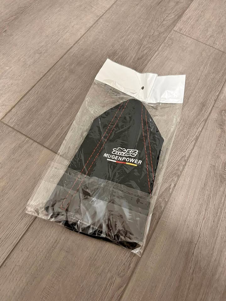 Mugen Gear Shift Dust Cover