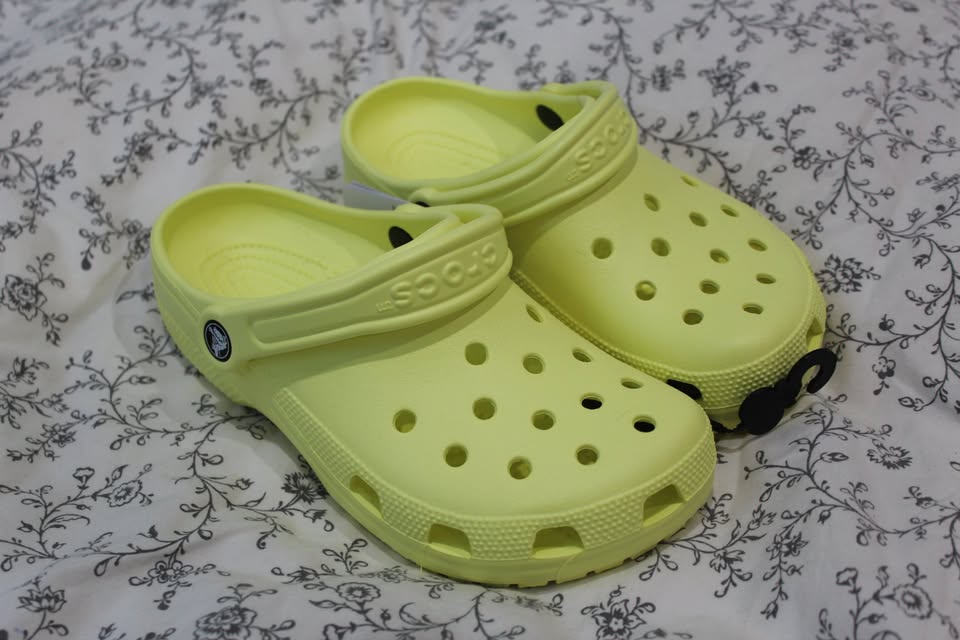 CROCS - photo 2