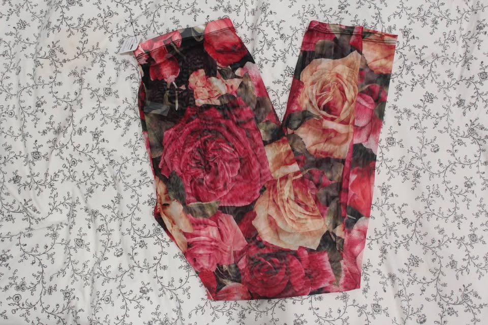 FASHION NOVA 2 PIECE MATCHING SET - photo 3