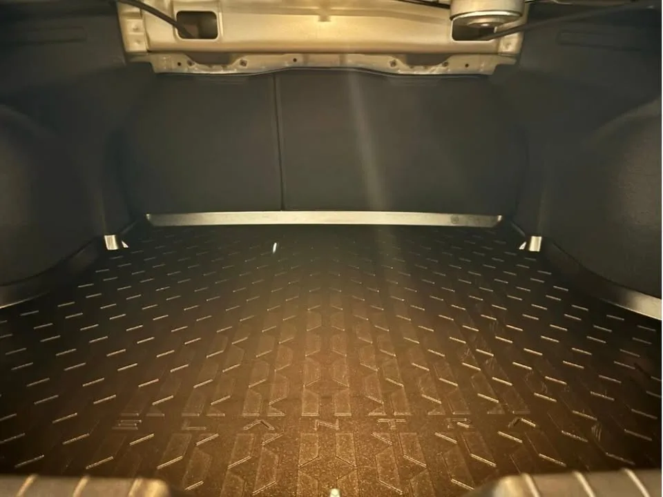 2025 Hyundai Elantra Hybrid Luxury DCT image indicator(6)