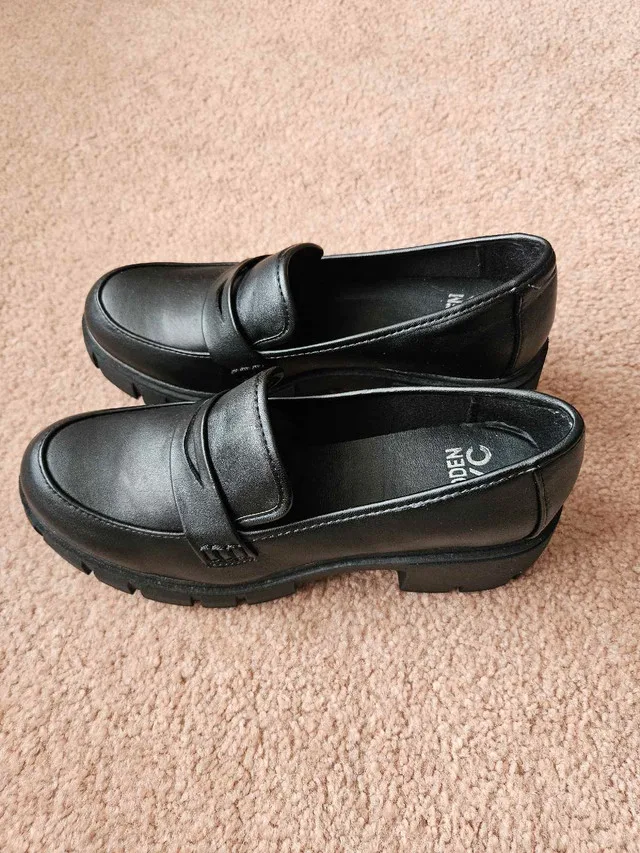 Madden NYC loafer size 8 women image indicator(2)