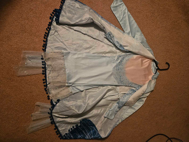 Child's Elsa costume 3 pcs - photo 2