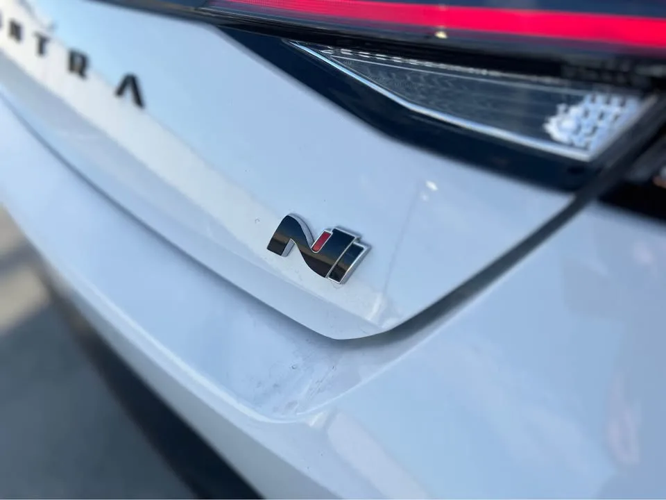 2023 Hyundai Elantra N Line image indicator(9)