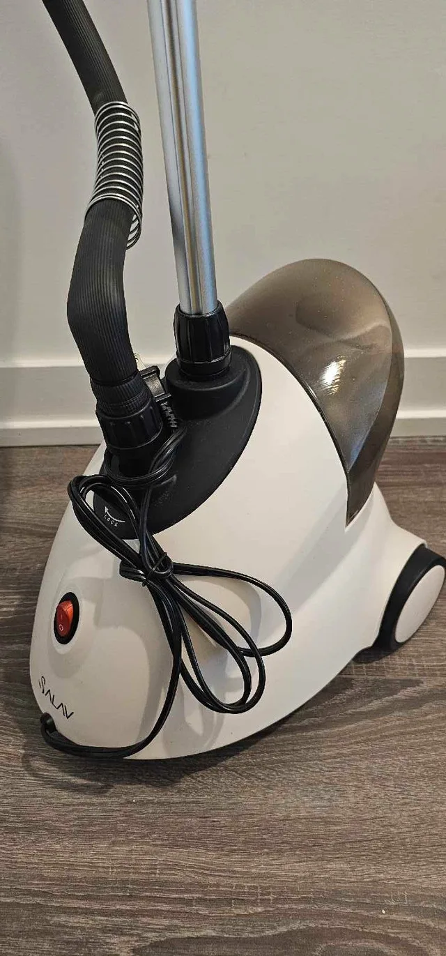 Salav Garment Steamer