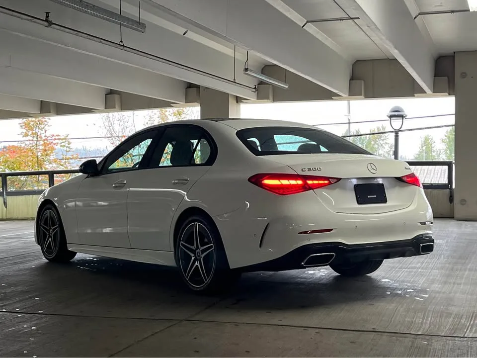 2023 Mercedes-Benz C300 4MATIC image indicator(3)