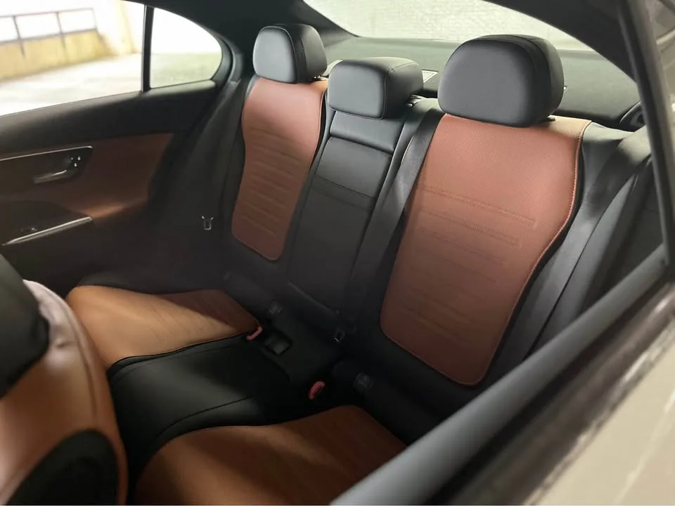 2023 Mercedes-Benz C300 4MATIC image indicator(10)