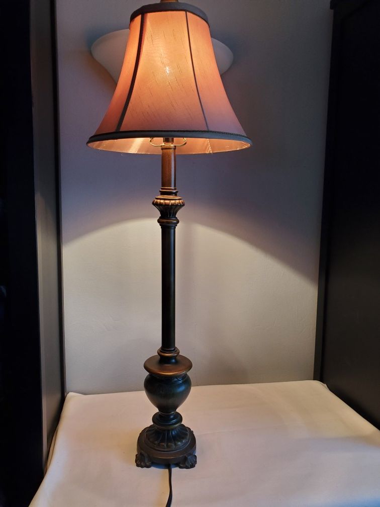Dark gold lamp