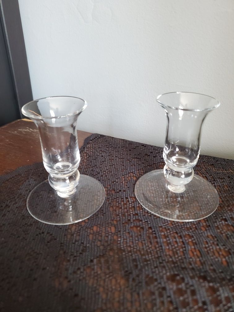 Set of 2 glass candle holders