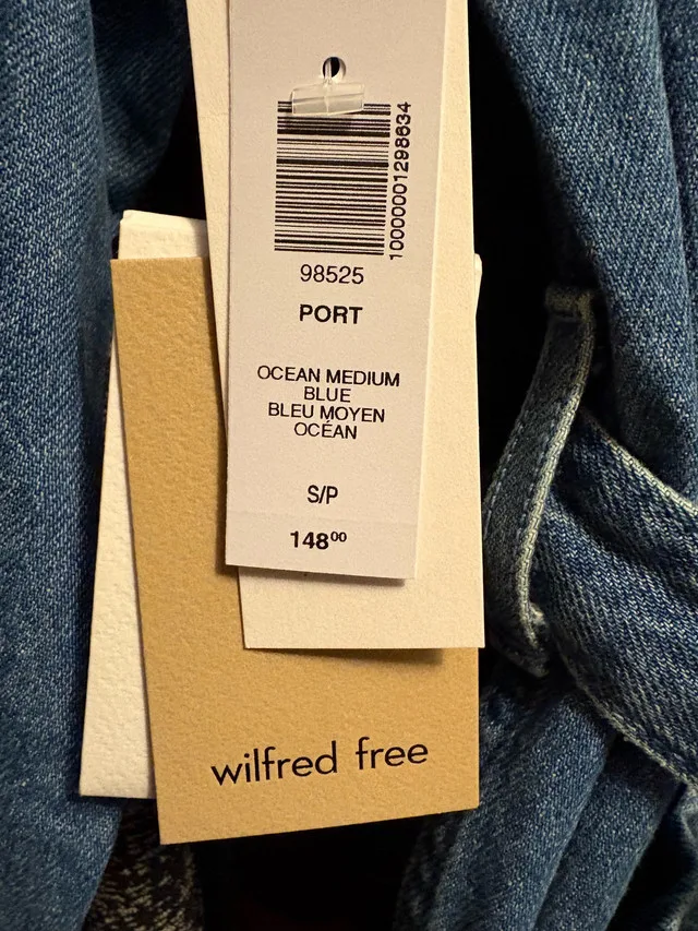 BNWT. Aritzia Wilfred Free Port Denim Jacket - Size Small image indicator(5)