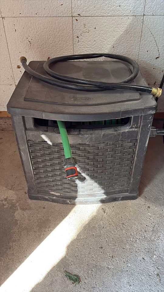 Suncast Hose Cart with Reel