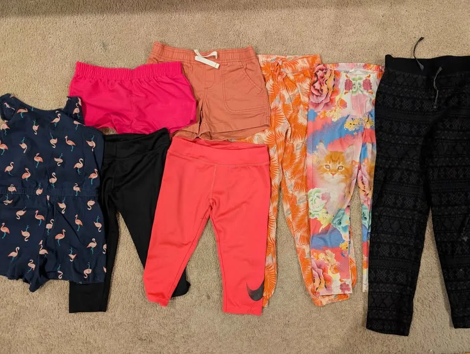 Girls size 6 / 7 clothing lot image indicator(2)