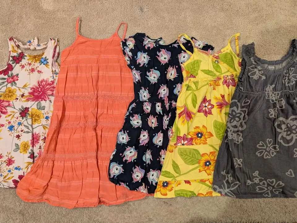 Girls size 6 / 7 clothing lot image indicator(3)