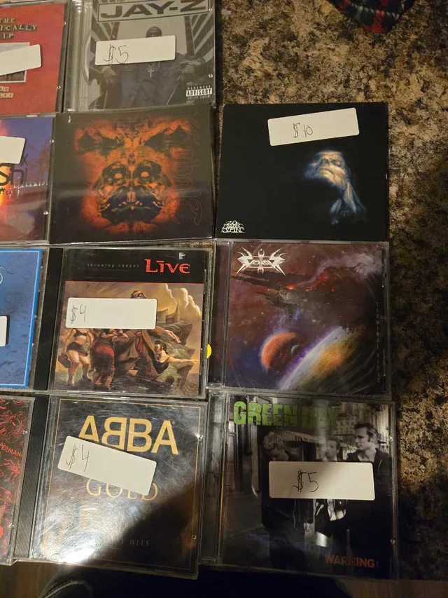 Metal / Rock / Rap CDs - $4+ image indicator(4)
