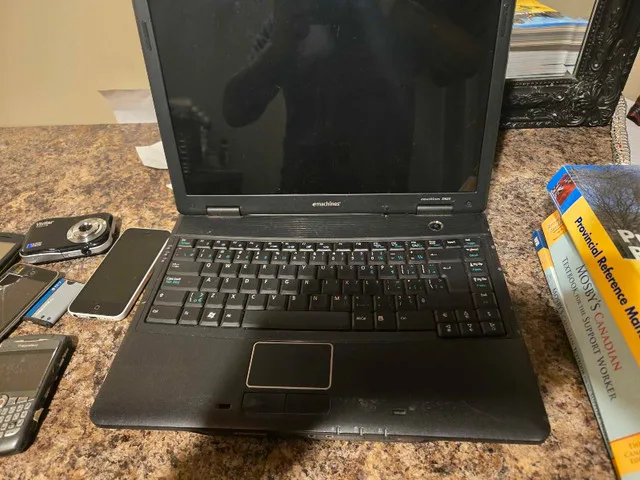 Emachines D620 Laptop image indicator(4)