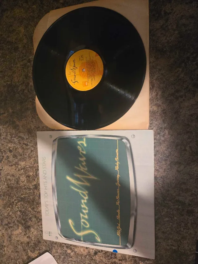 Soundwaves LP vinyl record thumbnail