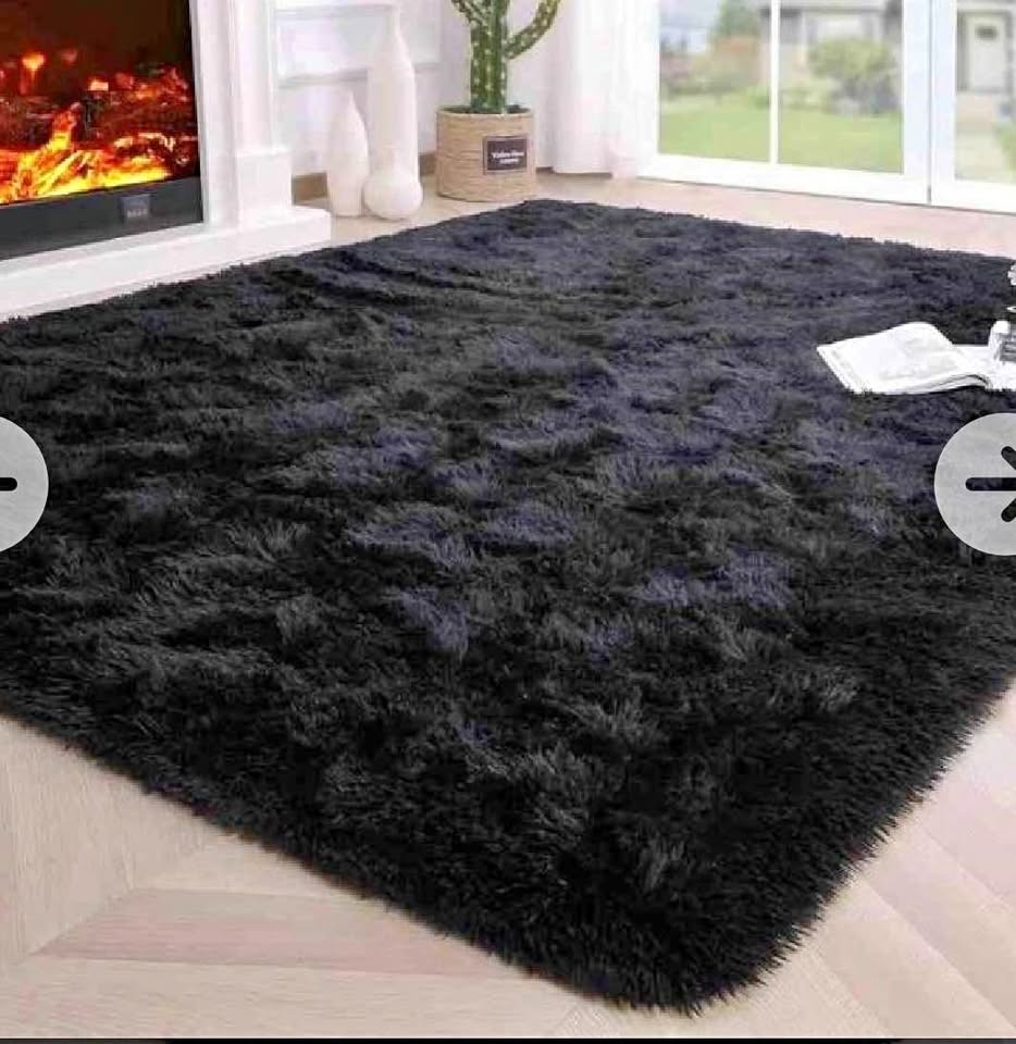 New 4*6 fluffy area rug