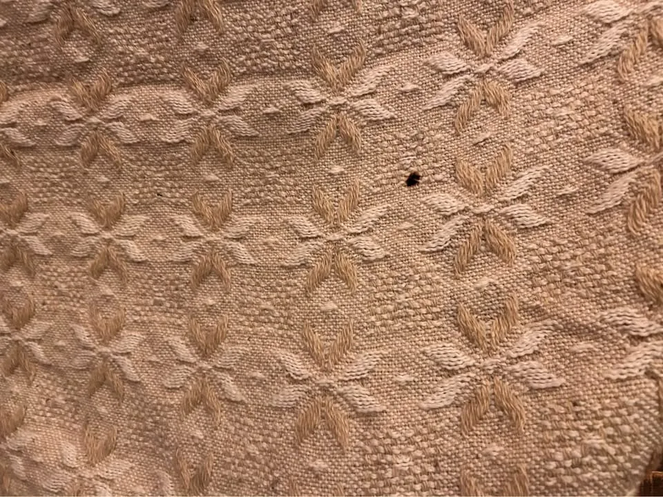 Vintage Portuguese Woven Throw / Bedspread image indicator(8)