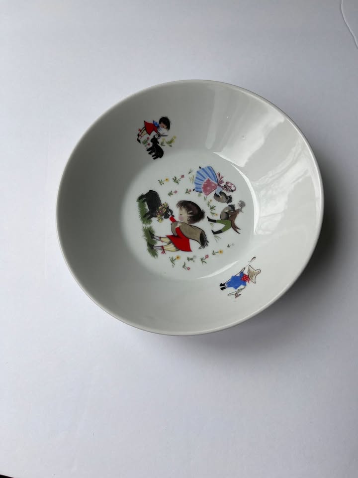 Unique pars china fantasy bowl - mint condition - photo 2