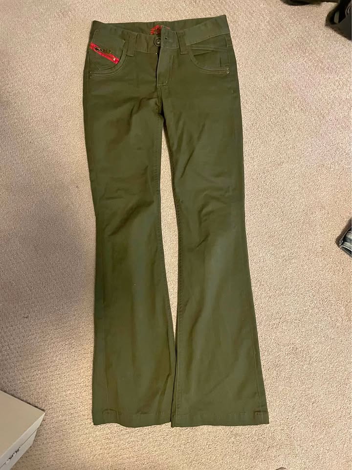 BCBG lowrise dark green Bootcut jeans