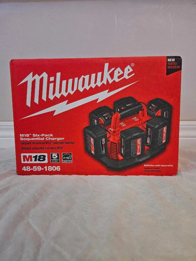 Milwaukee M18 Charger thumbnail