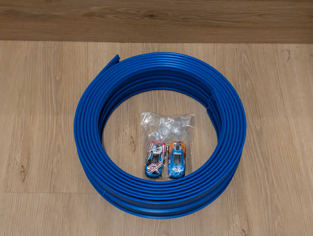 17 ft of match car race track - photo 2